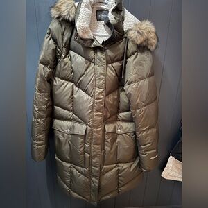 Eddie Bauer women’s down parka